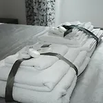 Couette-café Salotto Piramide 3*