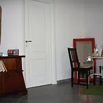 Couette-café Salotto Piramide 3*