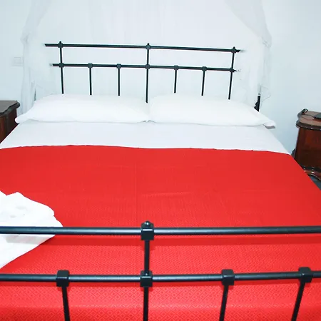 Bed & Breakfast Salotto Piramide