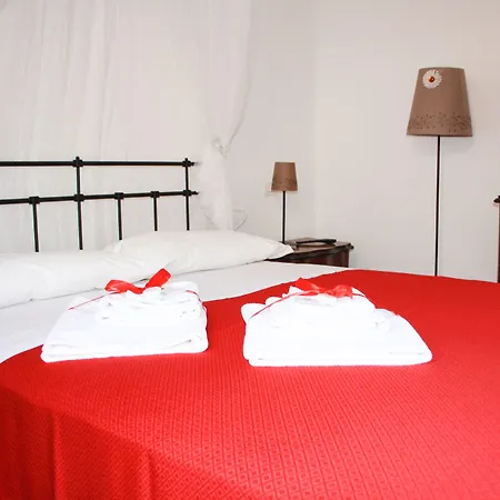 Bed & Breakfast Salotto Piramide