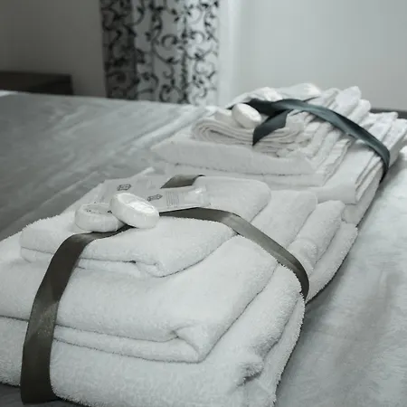 Bed & Breakfast Salotto Piramide 3*