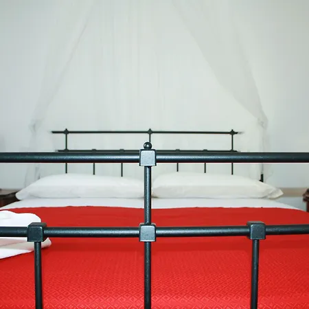 Salotto Piramide Bed & Breakfast 3*