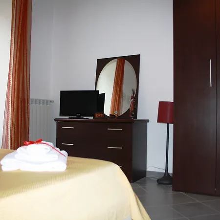 Salotto Piramide 3* Roma