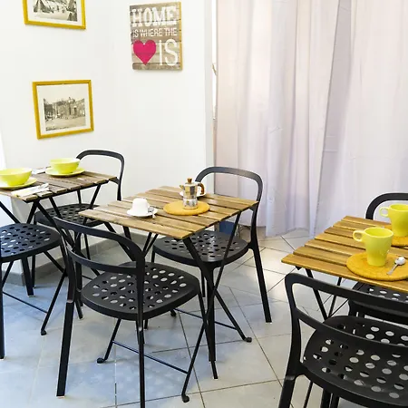 Salotto Piramide Roma